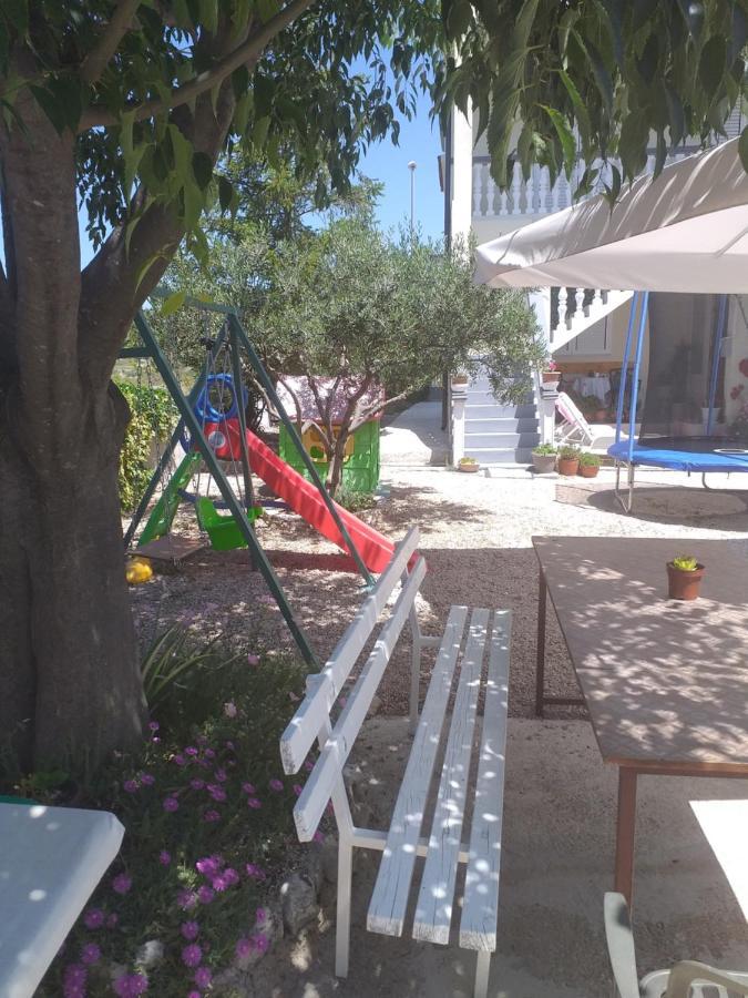 Apartments Mira Jadrtovac Exterior foto