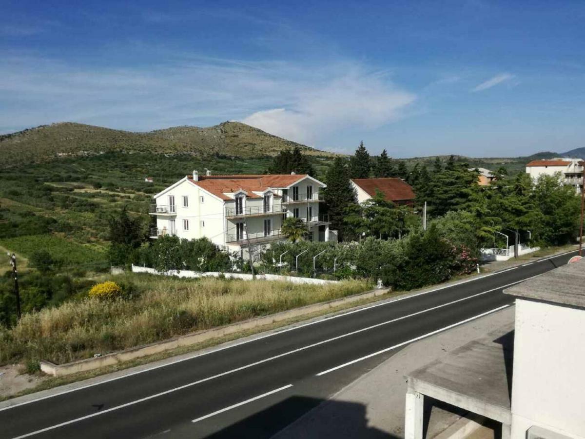 Apartments Mira Jadrtovac Exterior foto